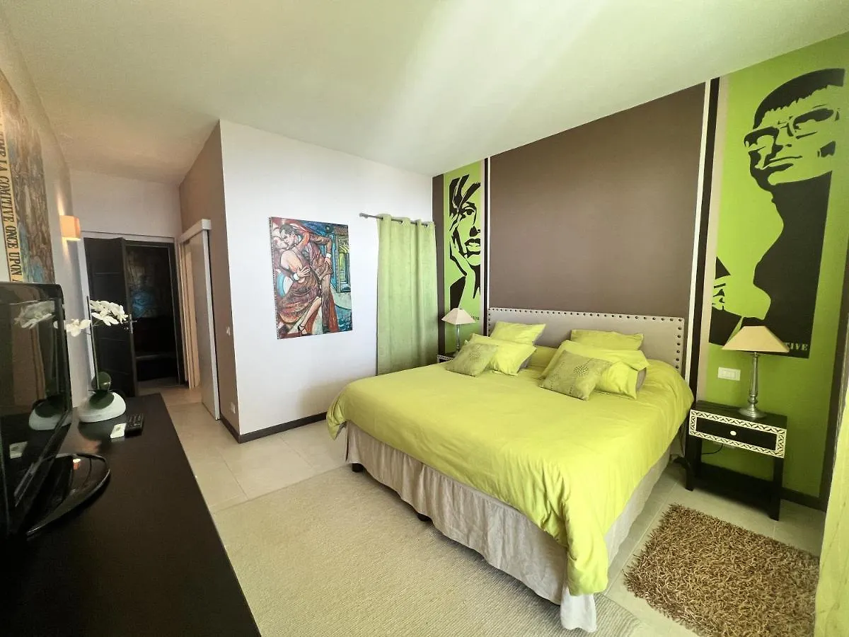 Apartment Charming Bedroom In Luxurious Villa With Seaview Eze
